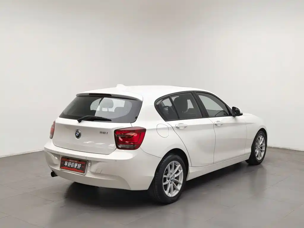 BMW 1 Series (Import) — миниатюра 2