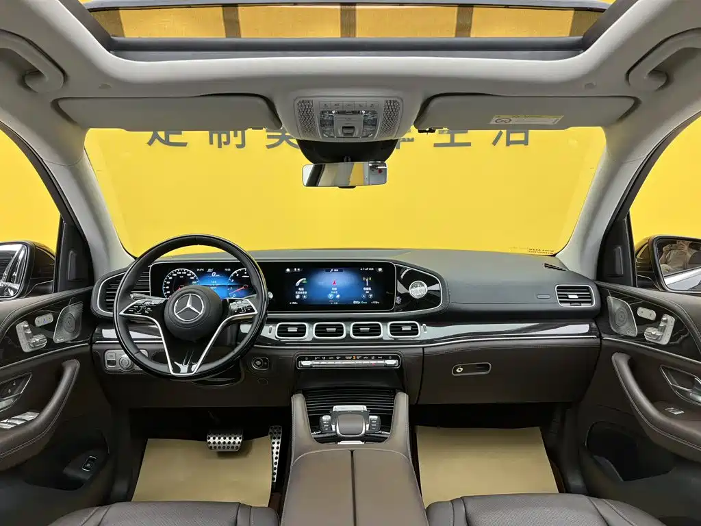 Mercedes-Benz GLS — миниатюра 14