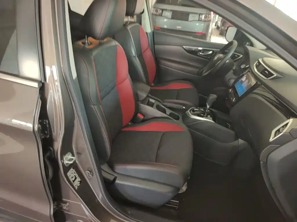 Nissan Qashqai — миниатюра 25