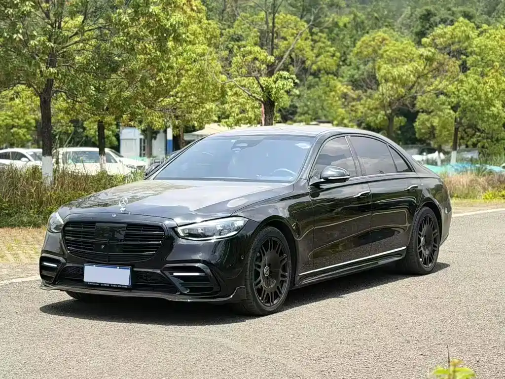 Mercedes-Benz S-Class 2024