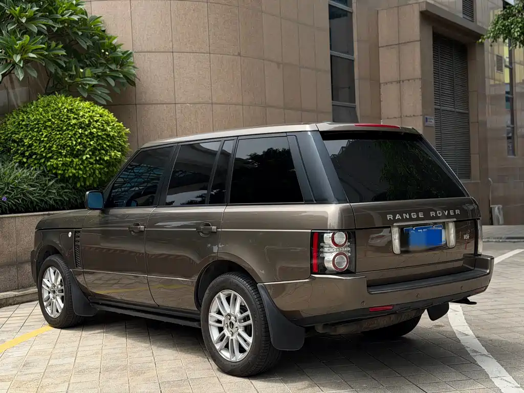 Land Rover Range Rover — миниатюра 6