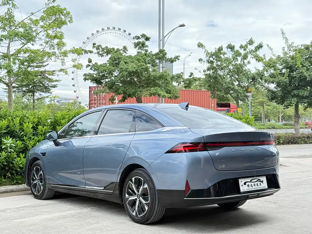XPeng P5 — миниатюра 4