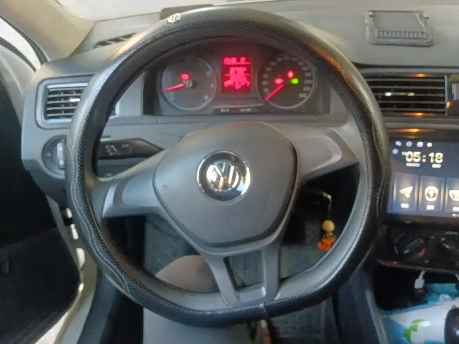 Volkswagen Santana — миниатюра 15
