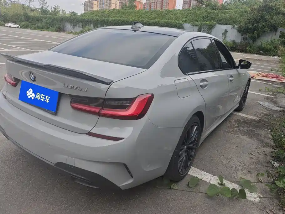 BMW 3 Series — миниатюра 3