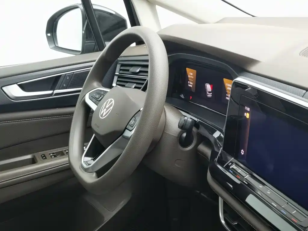 Volkswagen Viloran — миниатюра 22