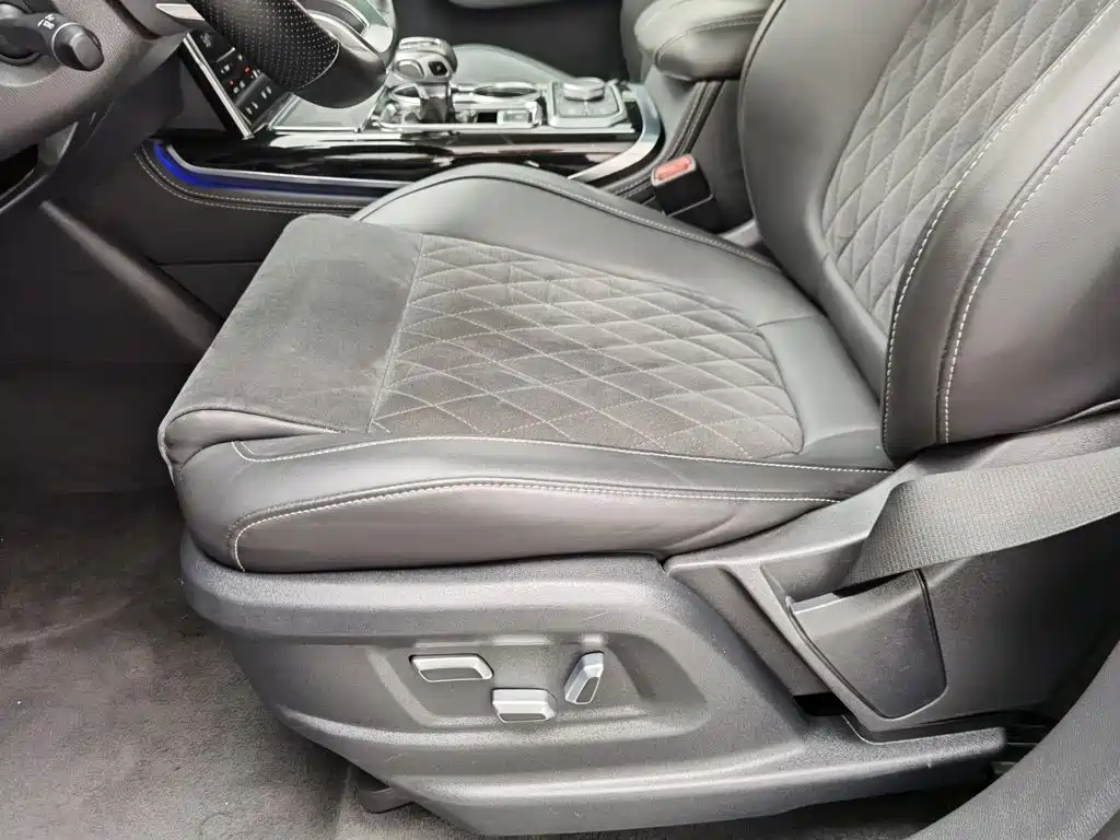 Hongqi Hongqi HS7 — миниатюра 20