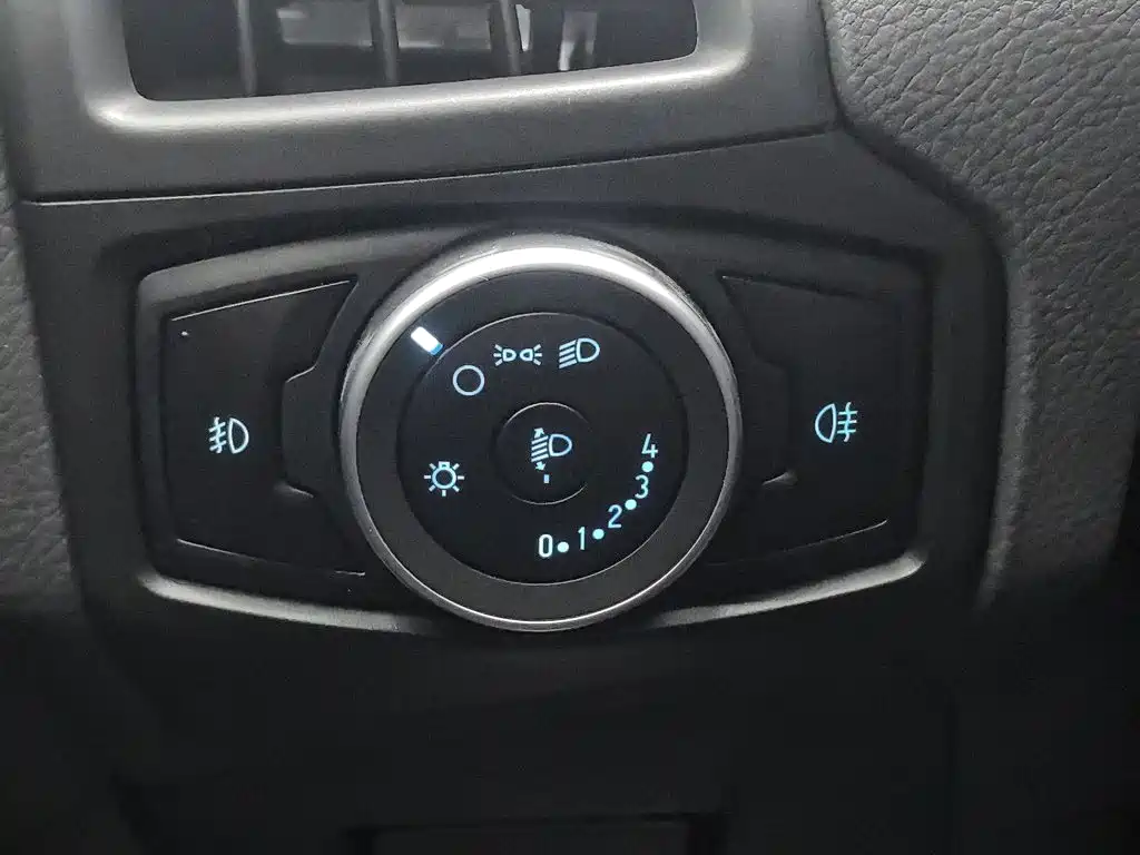 Ford Focus — миниатюра 21