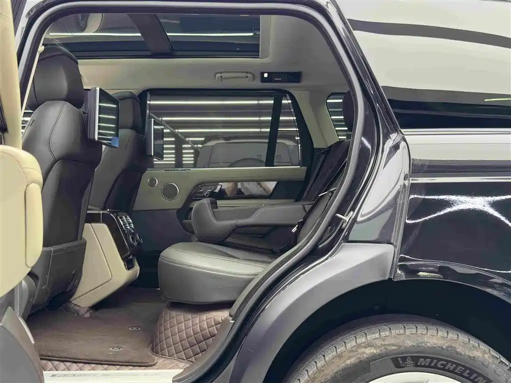 Land Rover Range Rover — миниатюра 9