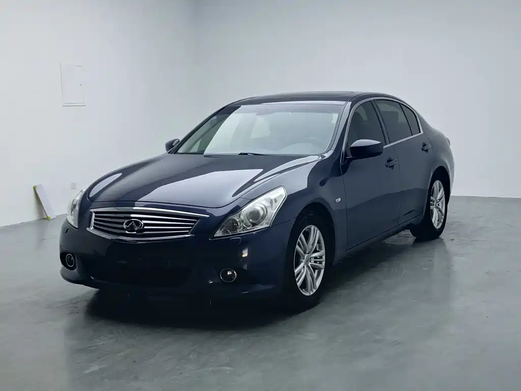 Infiniti G 2013