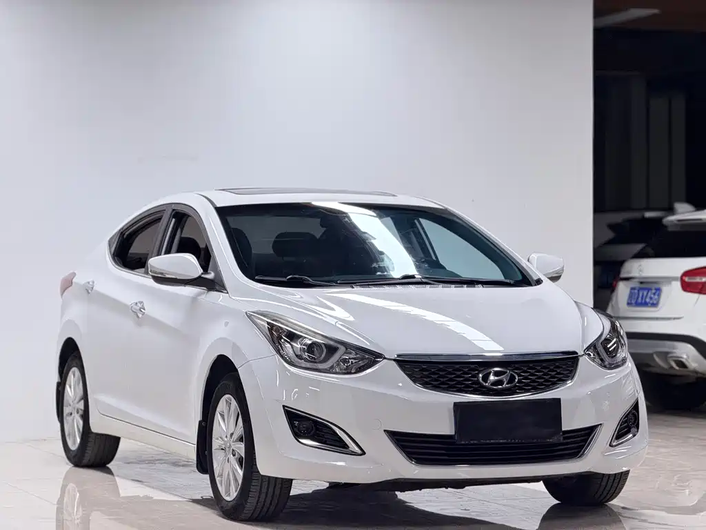 Hyundai Elantra Langdong — миниатюра 2