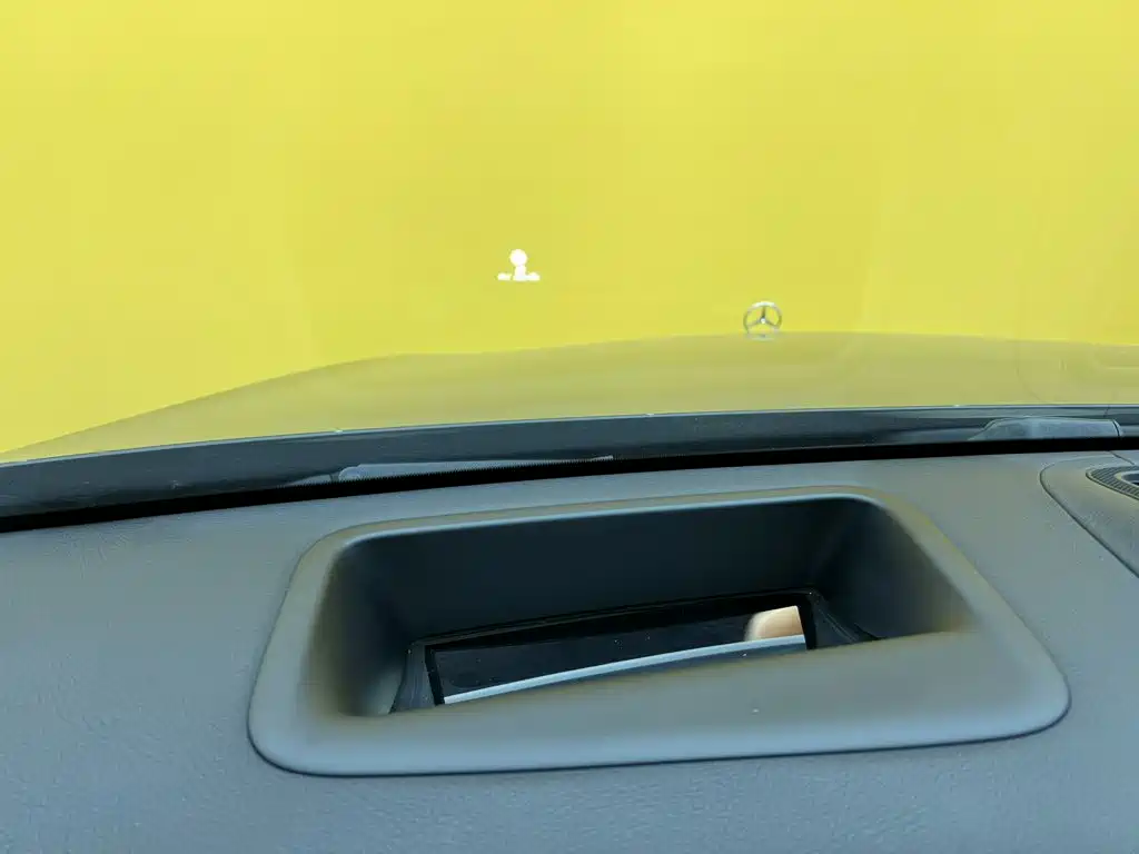 Mercedes-Benz S-Class — миниатюра 12