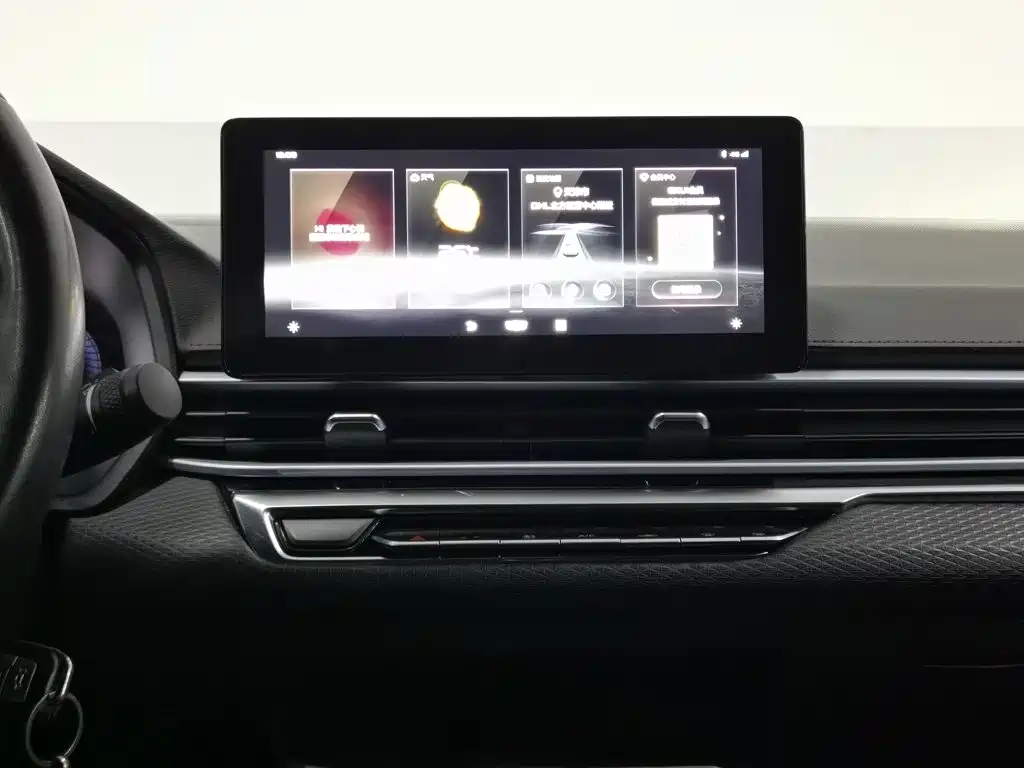 Geely Emgrand — миниатюра 12