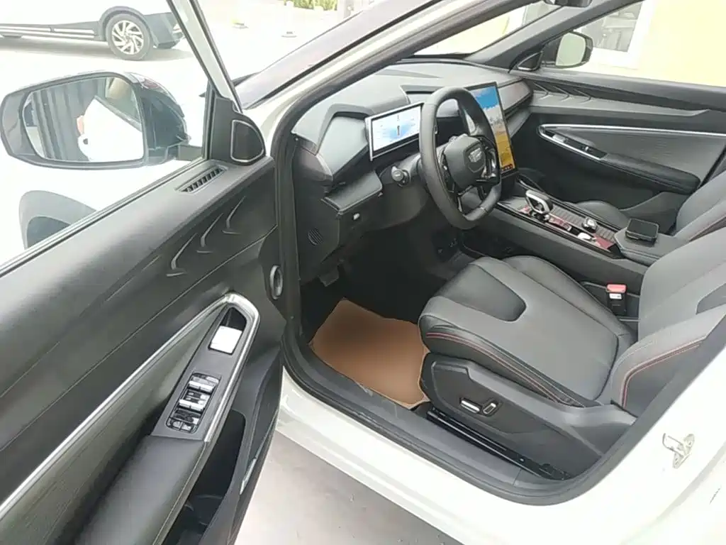 Geely Boyue — миниатюра 16