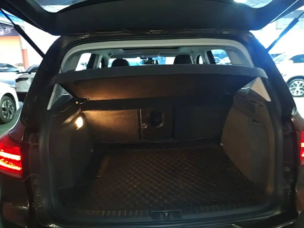 Volkswagen Tiguan — миниатюра 19