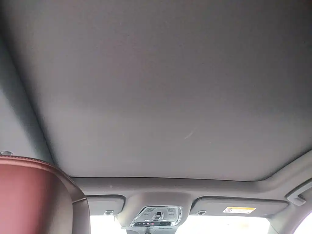 Cadillac XT5 — миниатюра 18