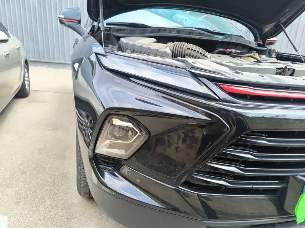 Chevrolet Blazer — миниатюра 7