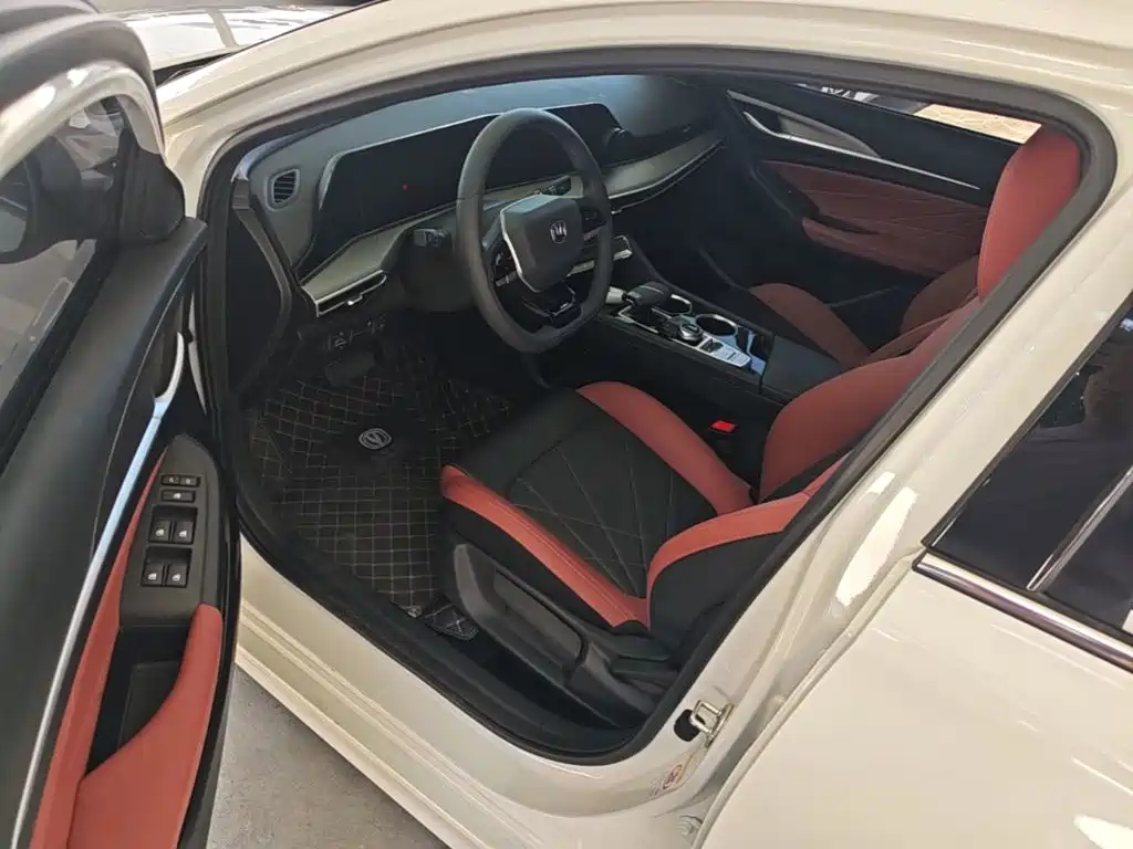 Changan Eado — миниатюра 16