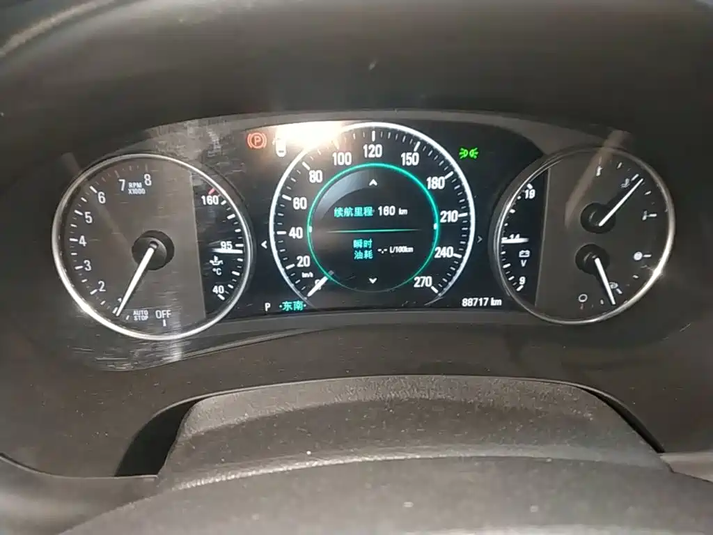 Buick LaCrosse — миниатюра 12