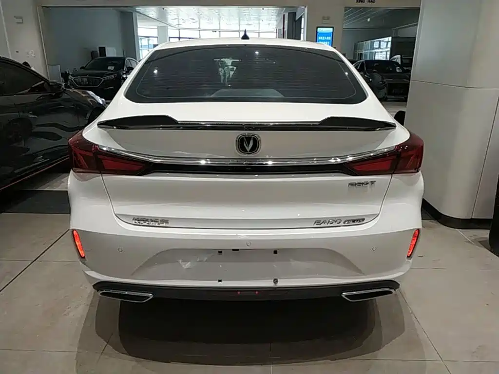Changan Eado — миниатюра 6