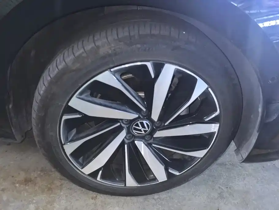 Volkswagen Passat — миниатюра 6