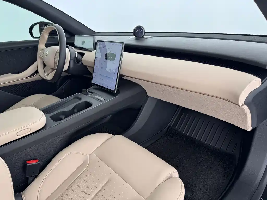 NIO ET5T — миниатюра 14