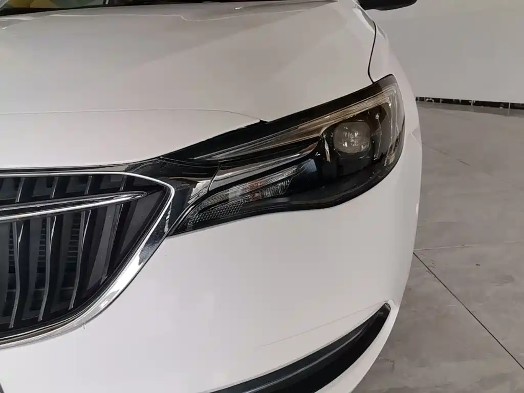 Buick Excelle — миниатюра 24