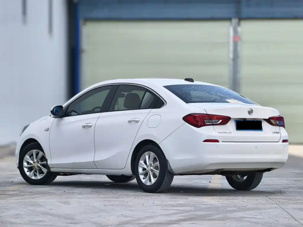 Buick Excelle — миниатюра 10