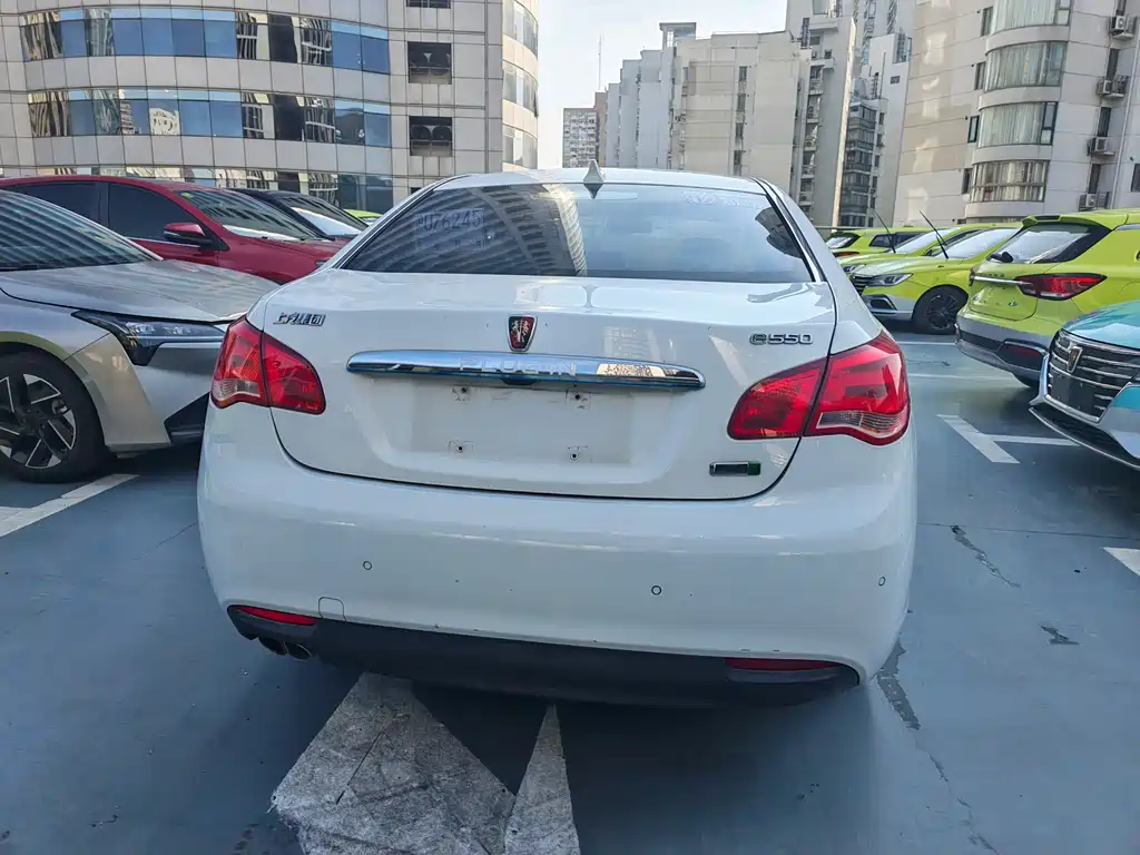 Roewe Wei Wei 550 — миниатюра 6