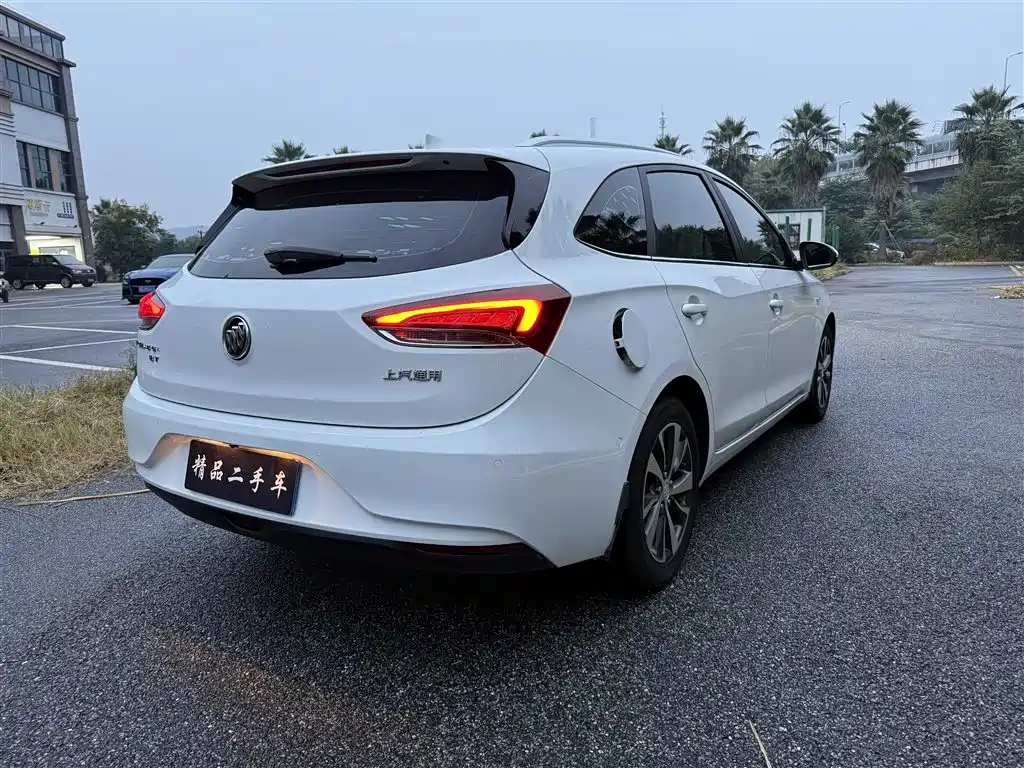 Buick Excelle — миниатюра 4