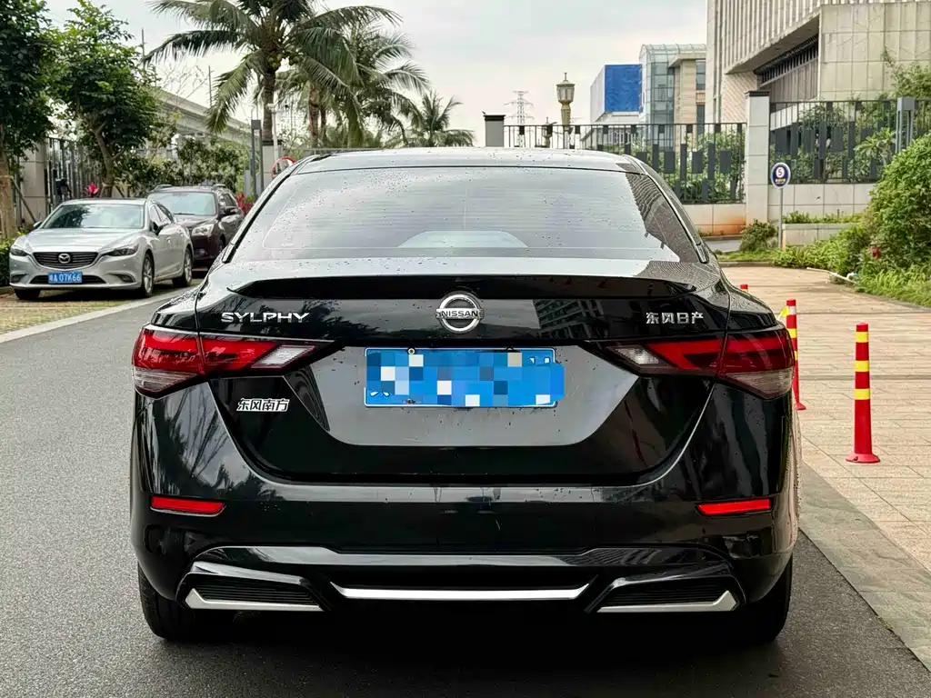 Nissan Sylphy — миниатюра 5