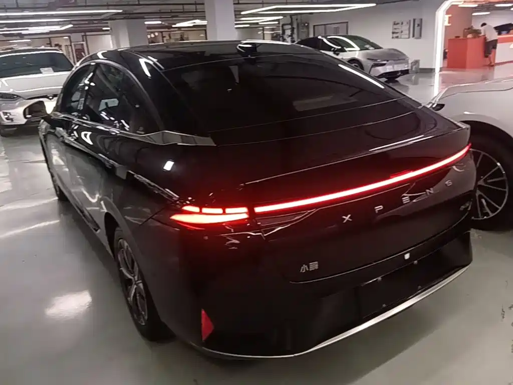 XPeng P5 — миниатюра 5
