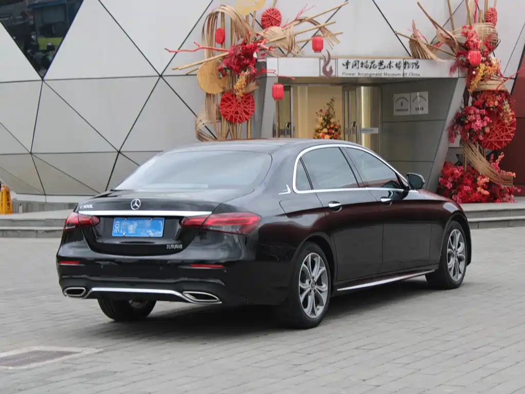 Mercedes-Benz E-Class E 2022 E 300 L Sport Luxury