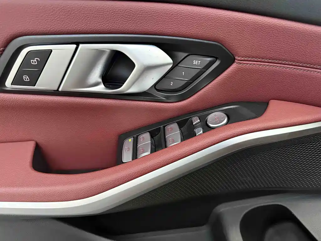 BMW 3 Series — миниатюра 11