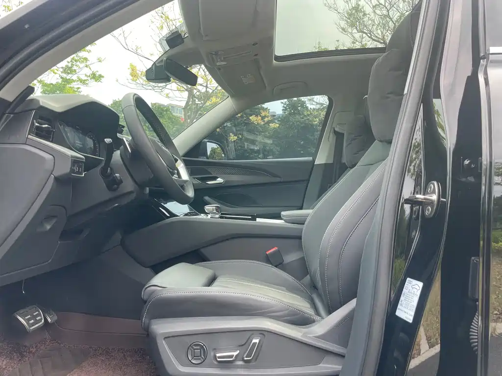 Audi Q6 — миниатюра 4
