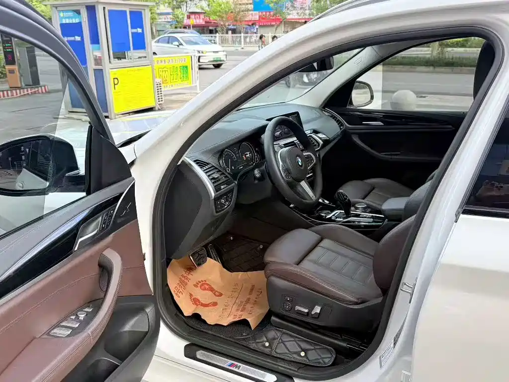 BMW X3 — миниатюра 4