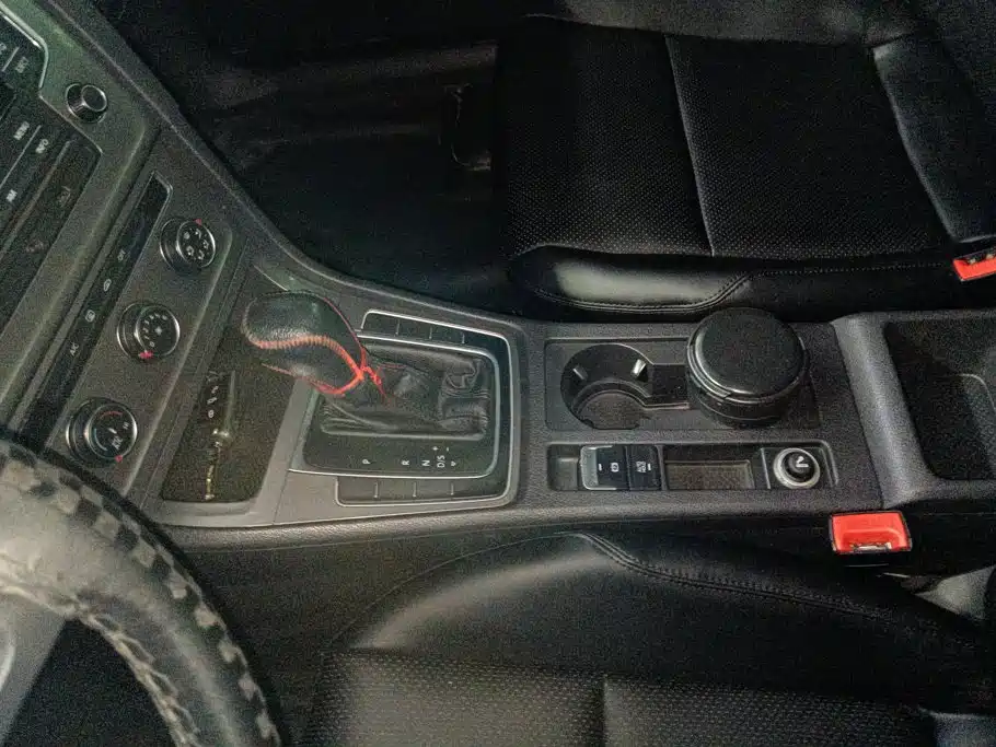 Volkswagen Golf — миниатюра 16