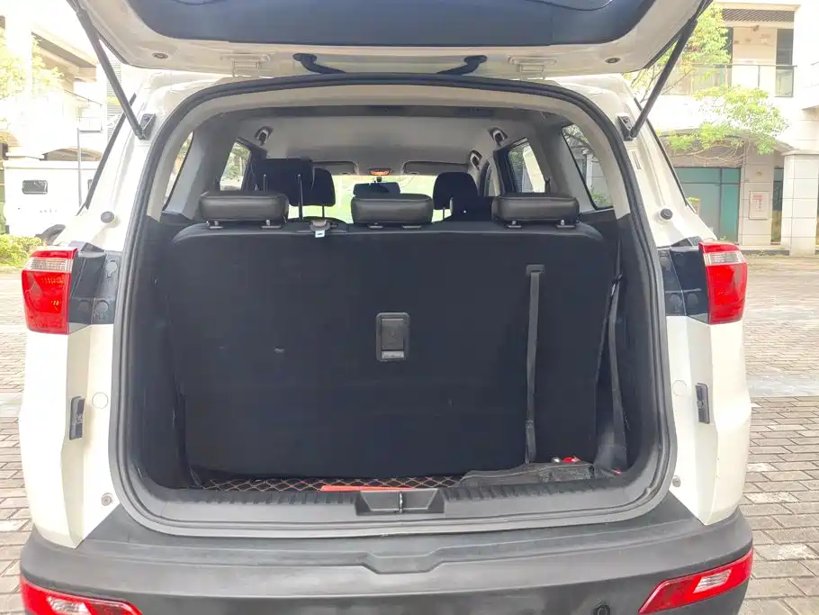 Wuling Hongguang S3 — миниатюра 4
