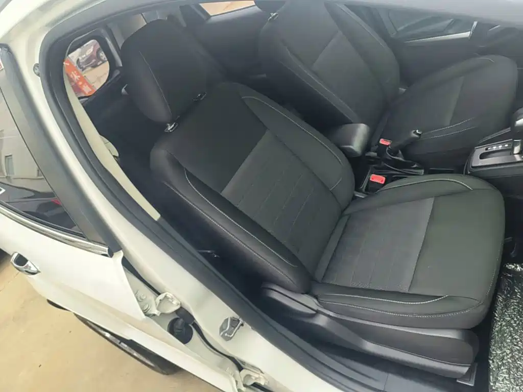 Ford Ecosport — миниатюра 25