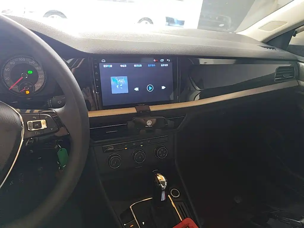 Volkswagen Lavida — миниатюра 10