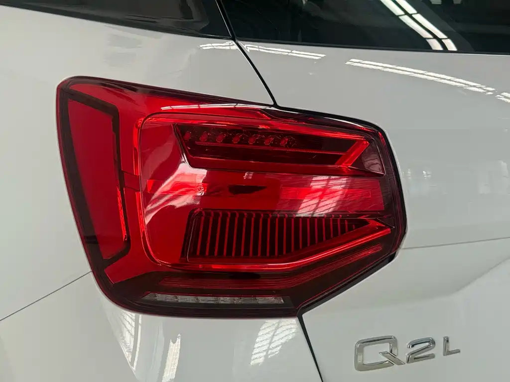 Audi Q2L — миниатюра 11