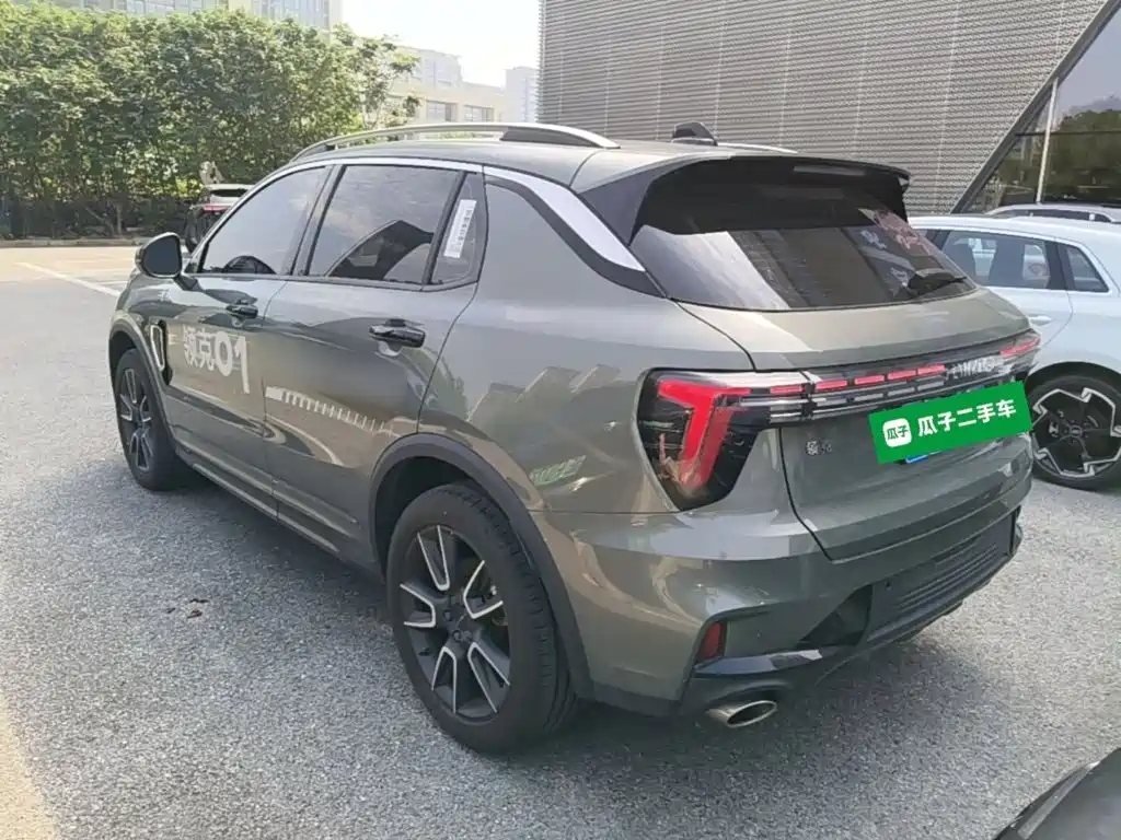 Lynk & Co 01 — миниатюра 5