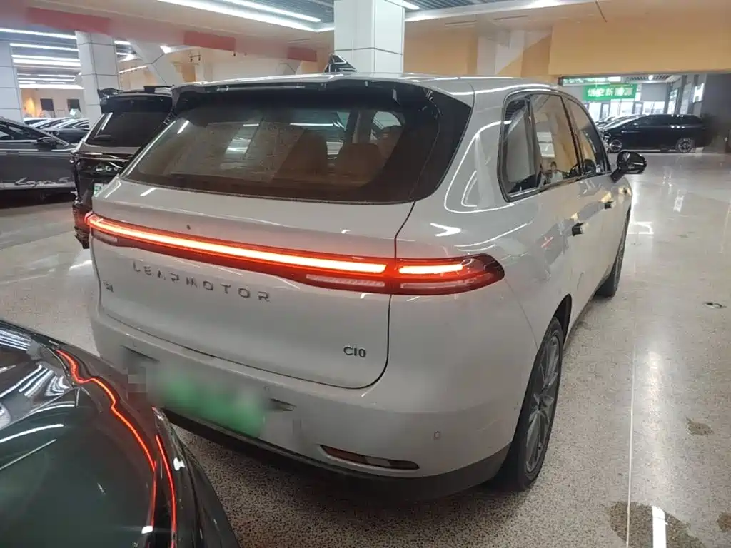Leapmotor Leapmotor C10 — миниатюра 7