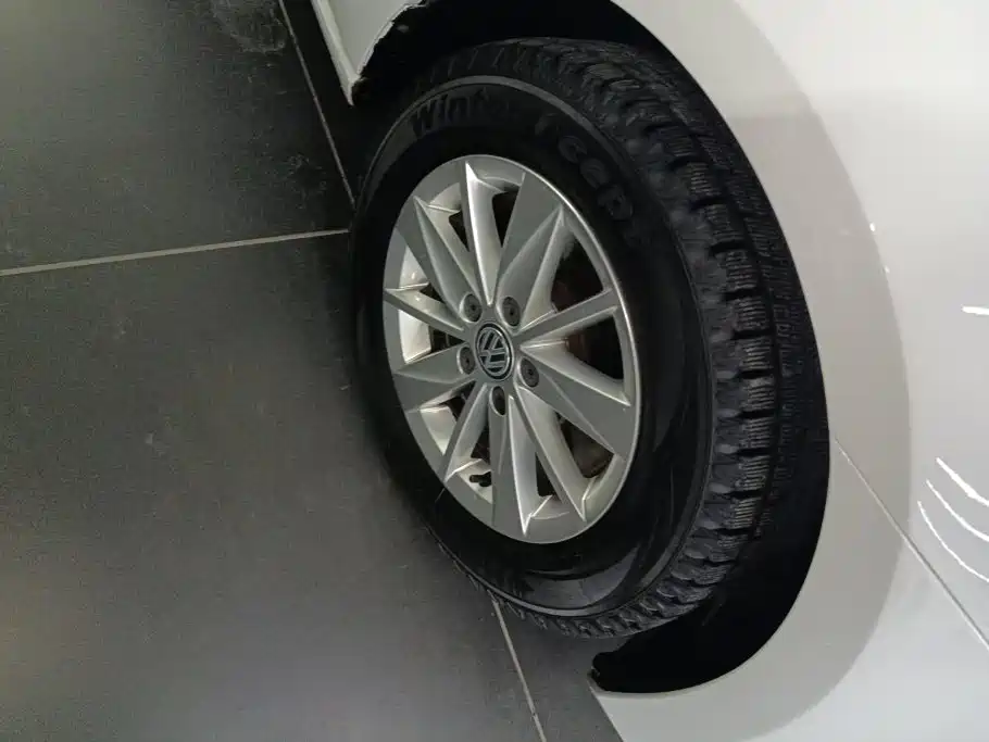 Volkswagen Golf — миниатюра 6