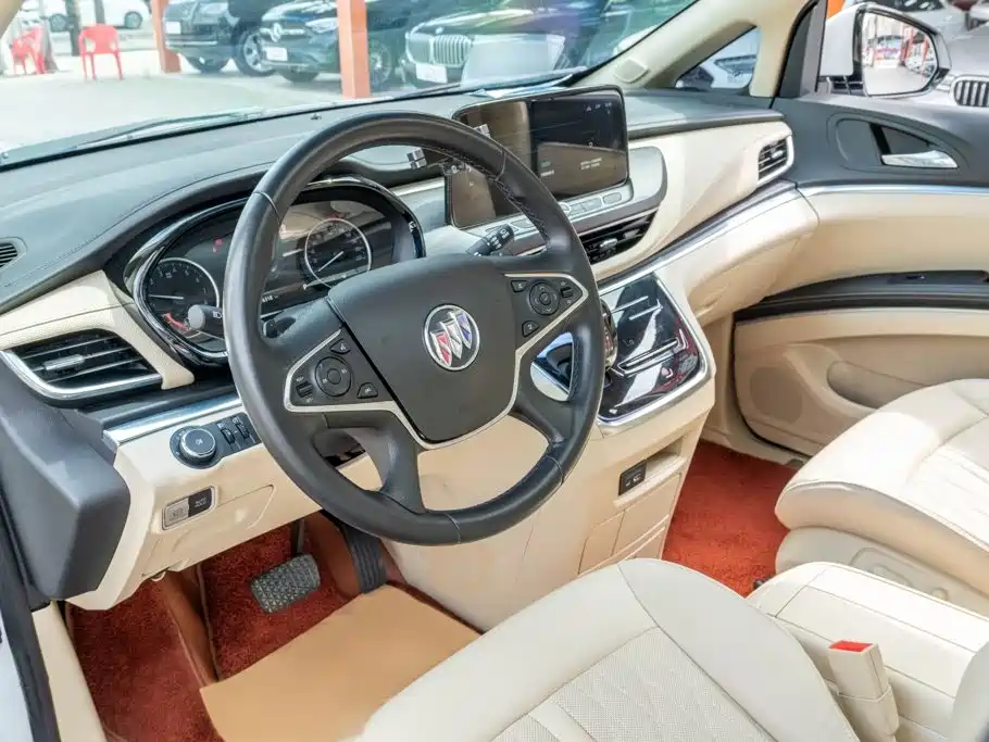 Buick GL8 2023 Luxury