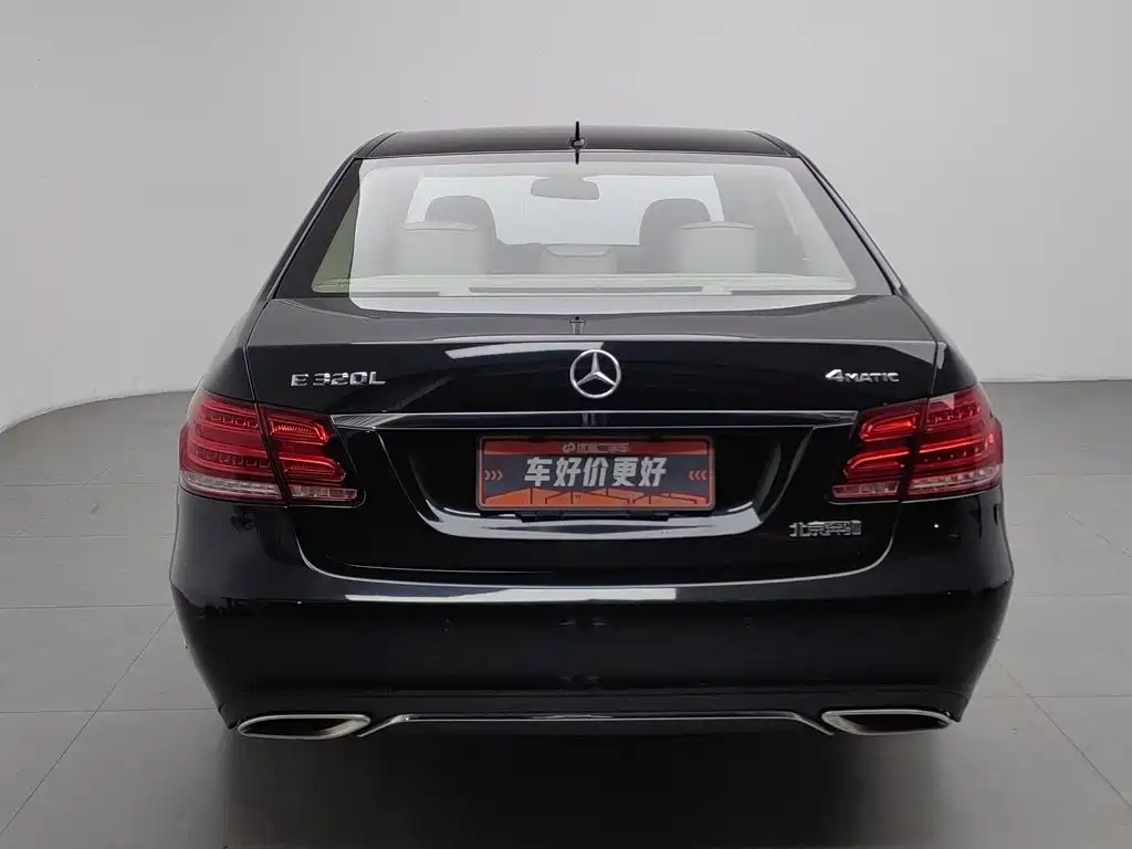 Mercedes-Benz E-Class — миниатюра 4