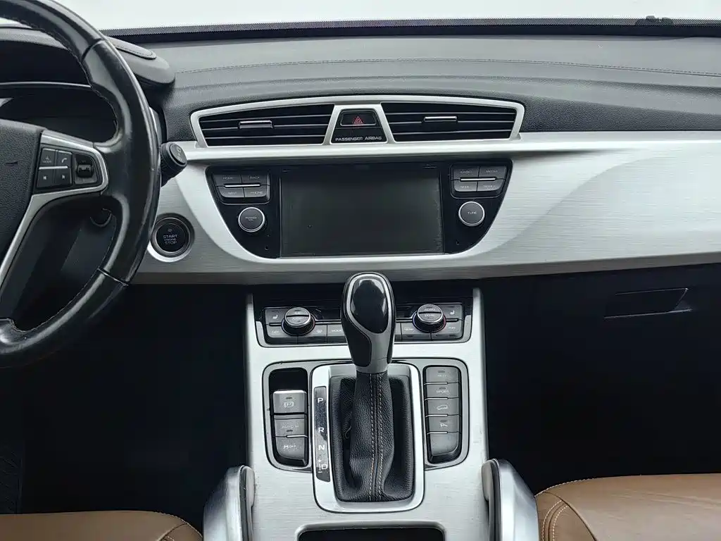 Geely Boyue — миниатюра 12