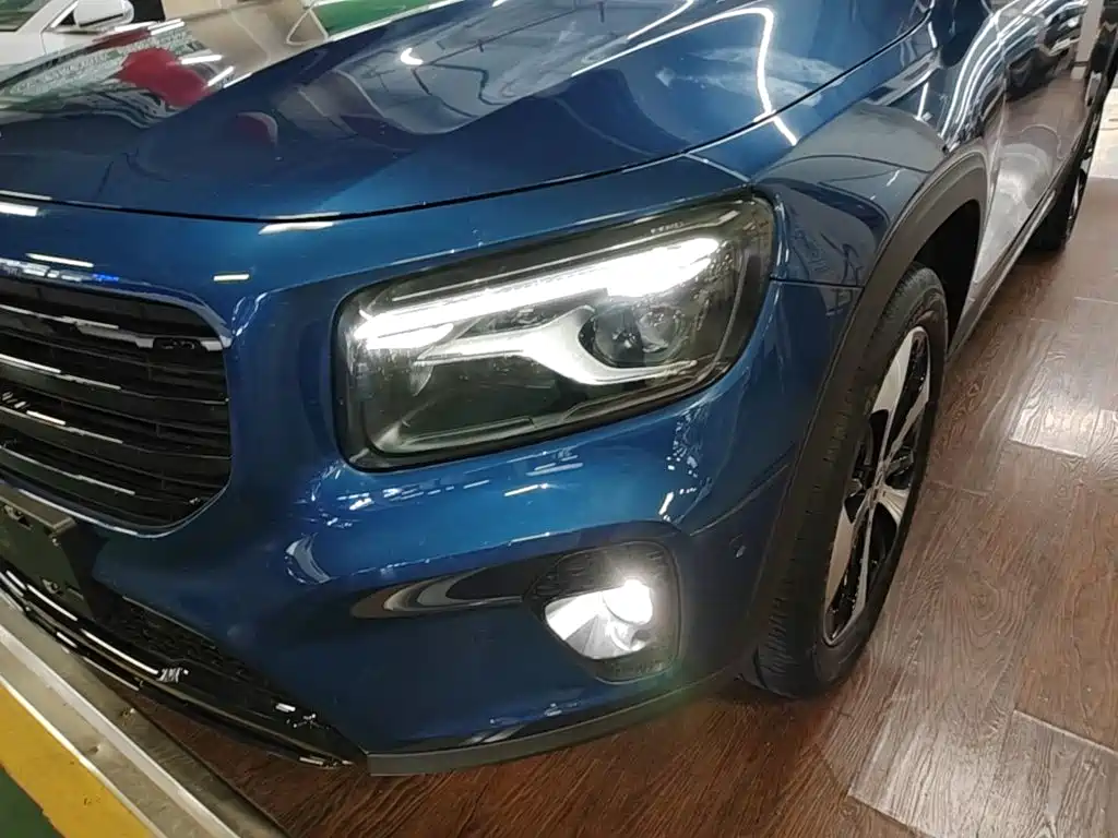 Mercedes-Benz GLB — миниатюра 24