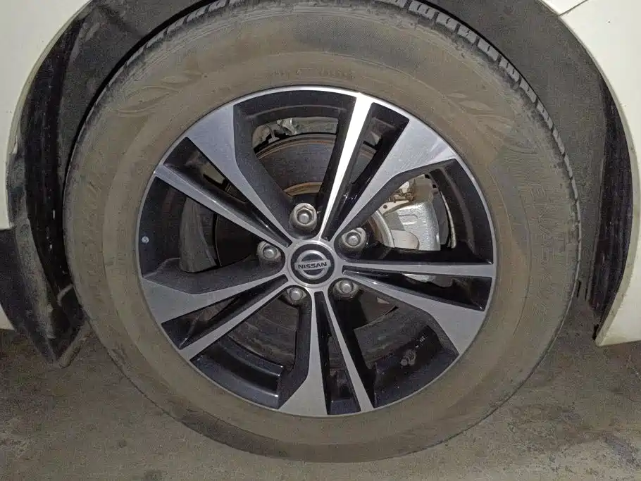 Nissan Sylphy — миниатюра 6