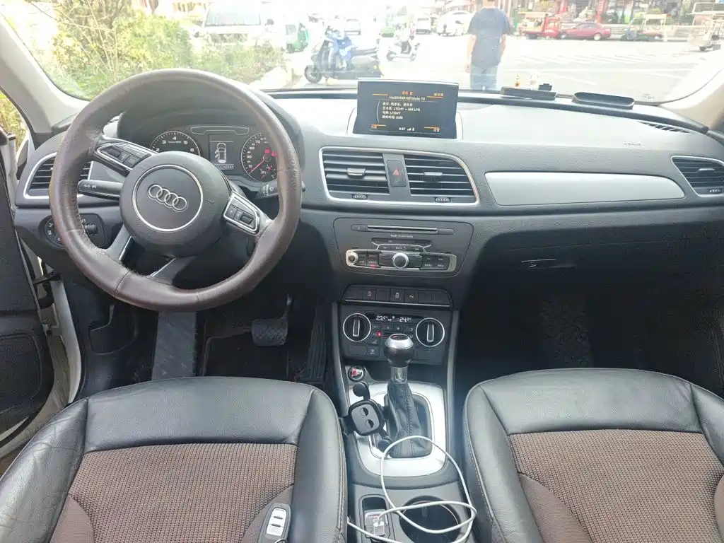 Audi Q3 — миниатюра 5