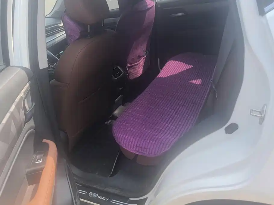 Geely Vision X6 — миниатюра 11